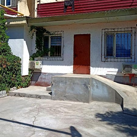 A cozy bedsit! Apartman Tasken Kültér fotó