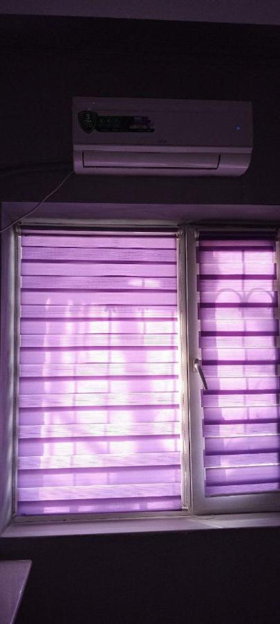 A cozy bedsit! Apartman Tasken Kültér fotó
