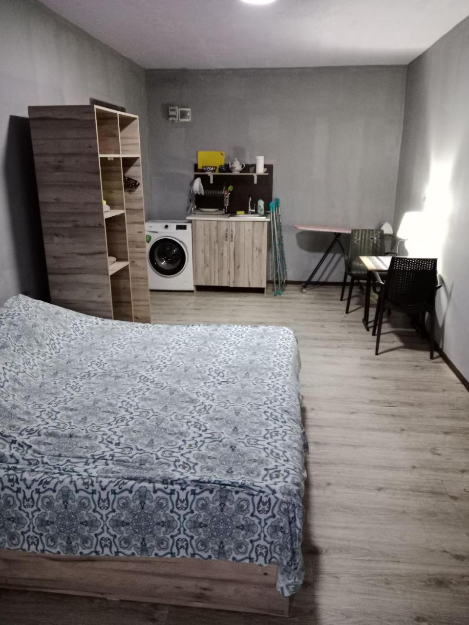 A cozy bedsit! Apartman Tasken Kültér fotó